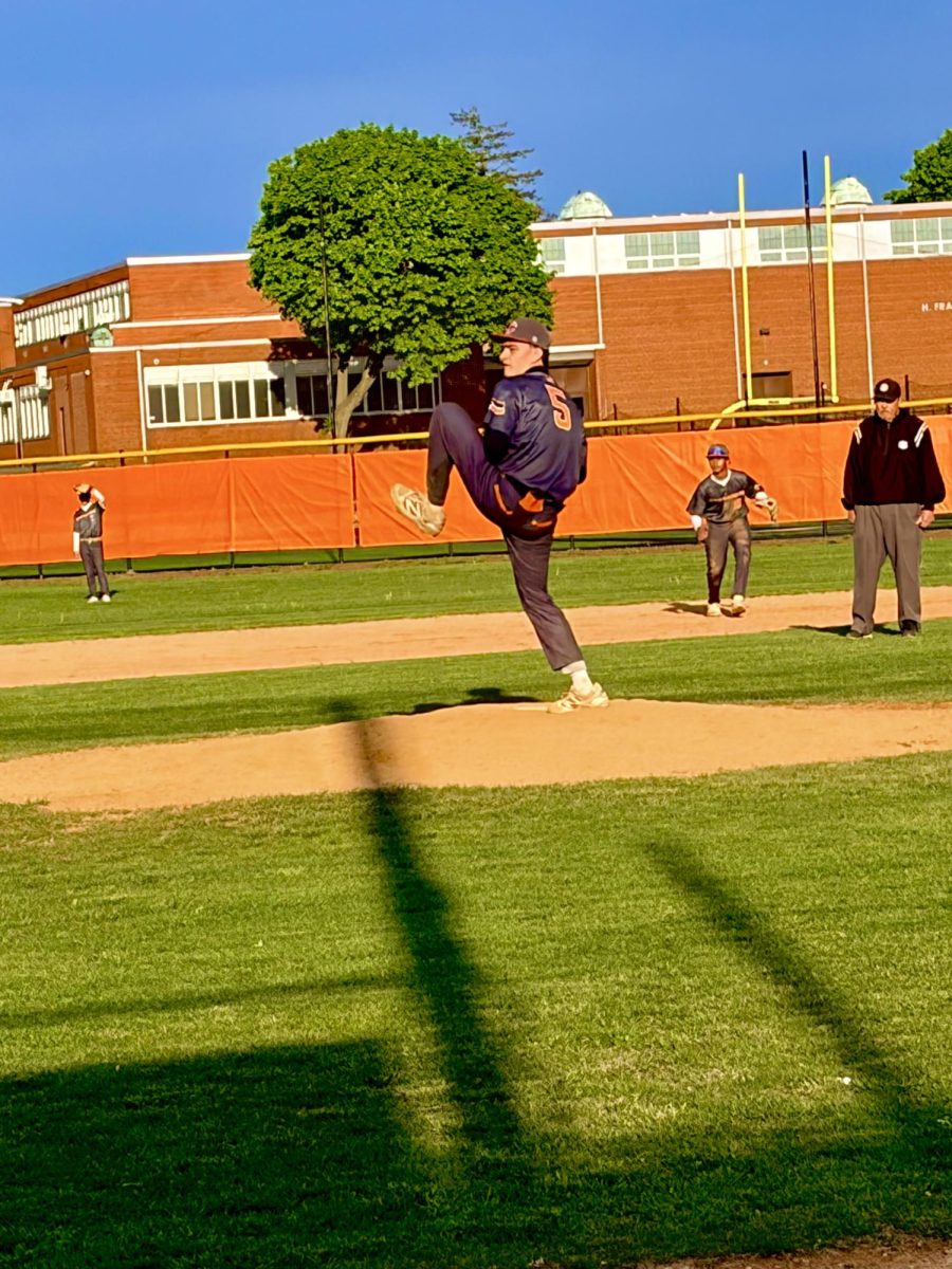 Gigante Goes Deep, Kunkel Dominates as Carey Takes Down Long Beach to Start Playoffs